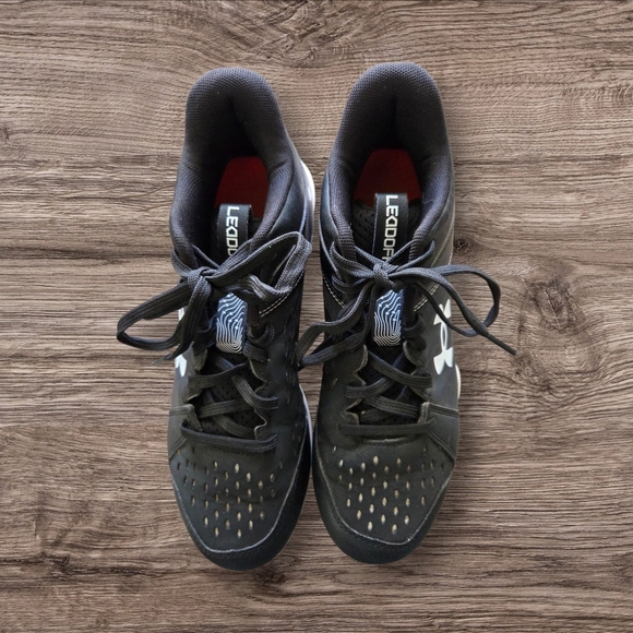 Under Armour Black Baseball Cleats Size 5.5 - Picture 3 of 6